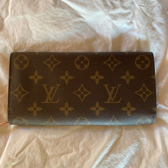Louis Vuitton Rose Ballerine Emilie Wallet - Picture 2 of 9